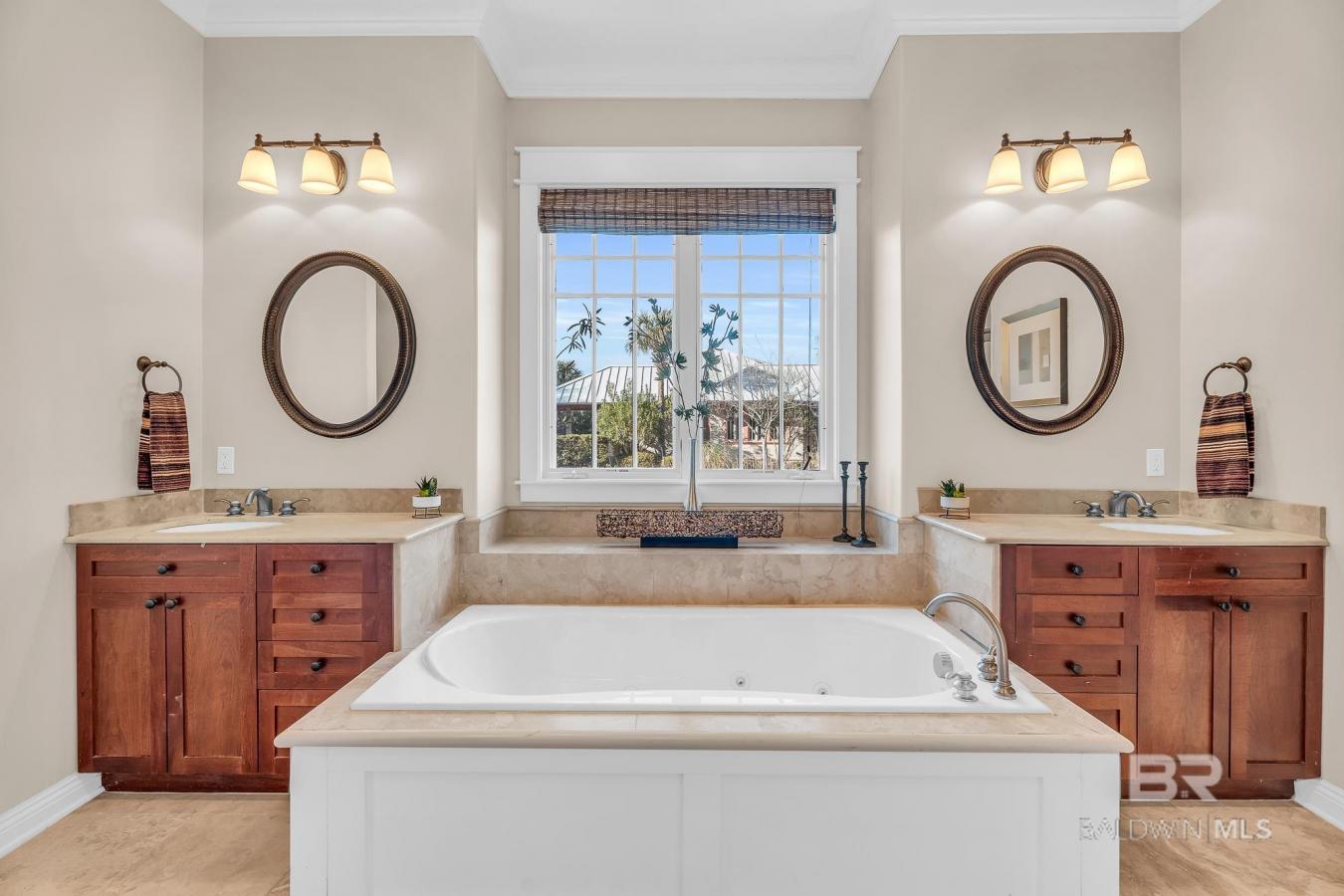 Gulf Shores, Alabama, 36542, United States, 3 Bedrooms Bedrooms, ,3 BathroomsBathrooms,Residential,For Sale,1797196
