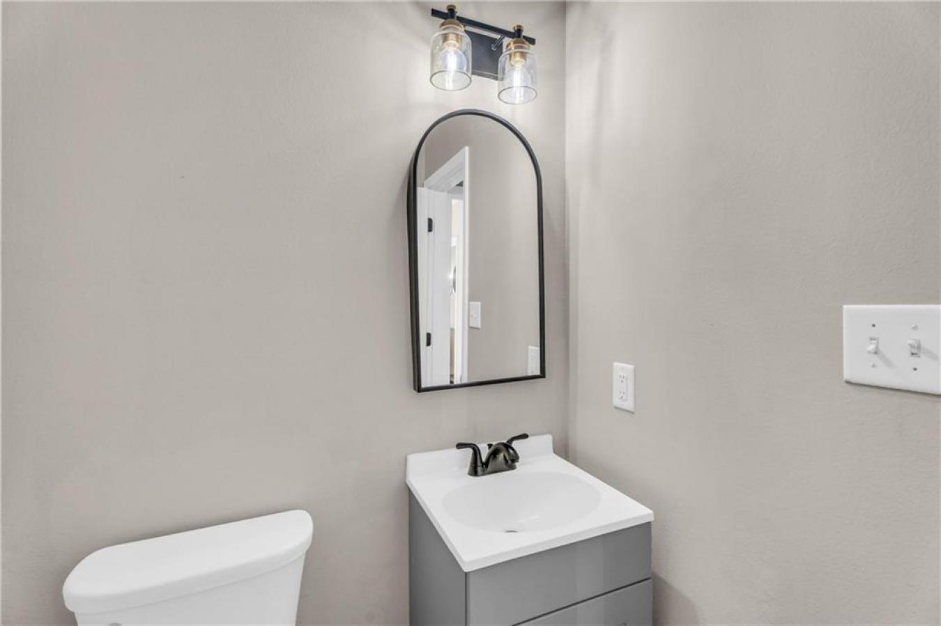 Silverhill, Alabama, 36576, United States, 3 Bedrooms Bedrooms, ,2 BathroomsBathrooms,Residential,For Sale,1801009