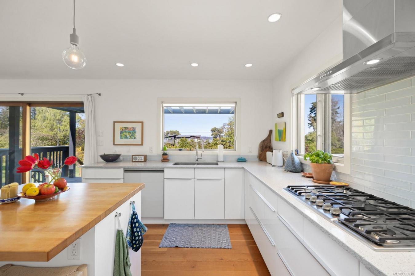 North Saanich, BC, V8L 5H4, Canada, 4 Bedrooms Bedrooms, ,4 BathroomsBathrooms,Residential,For Sale,1801006
