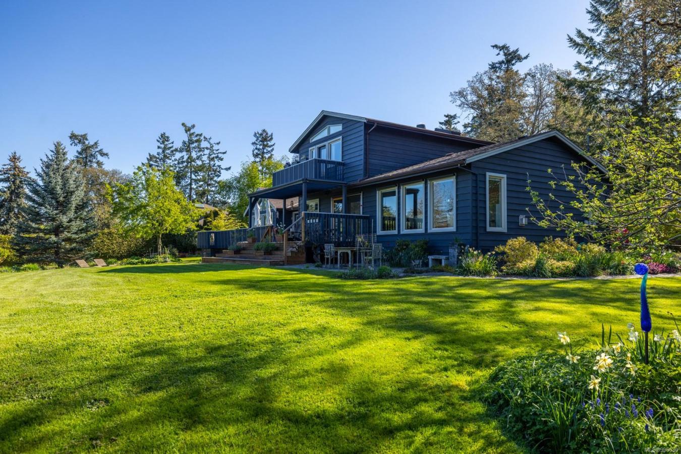 North Saanich, BC, V8L 5H4, Canada, 4 Bedrooms Bedrooms, ,4 BathroomsBathrooms,Residential,For Sale,1801006