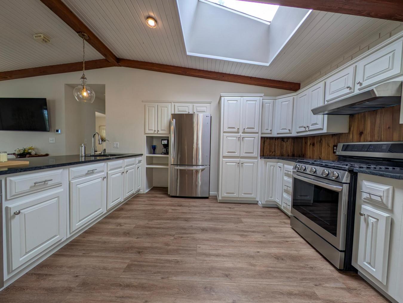 Perham, Minnesota, 56573, United States, 3 Bedrooms Bedrooms, ,2 BathroomsBathrooms,Residential,For Sale,1800997