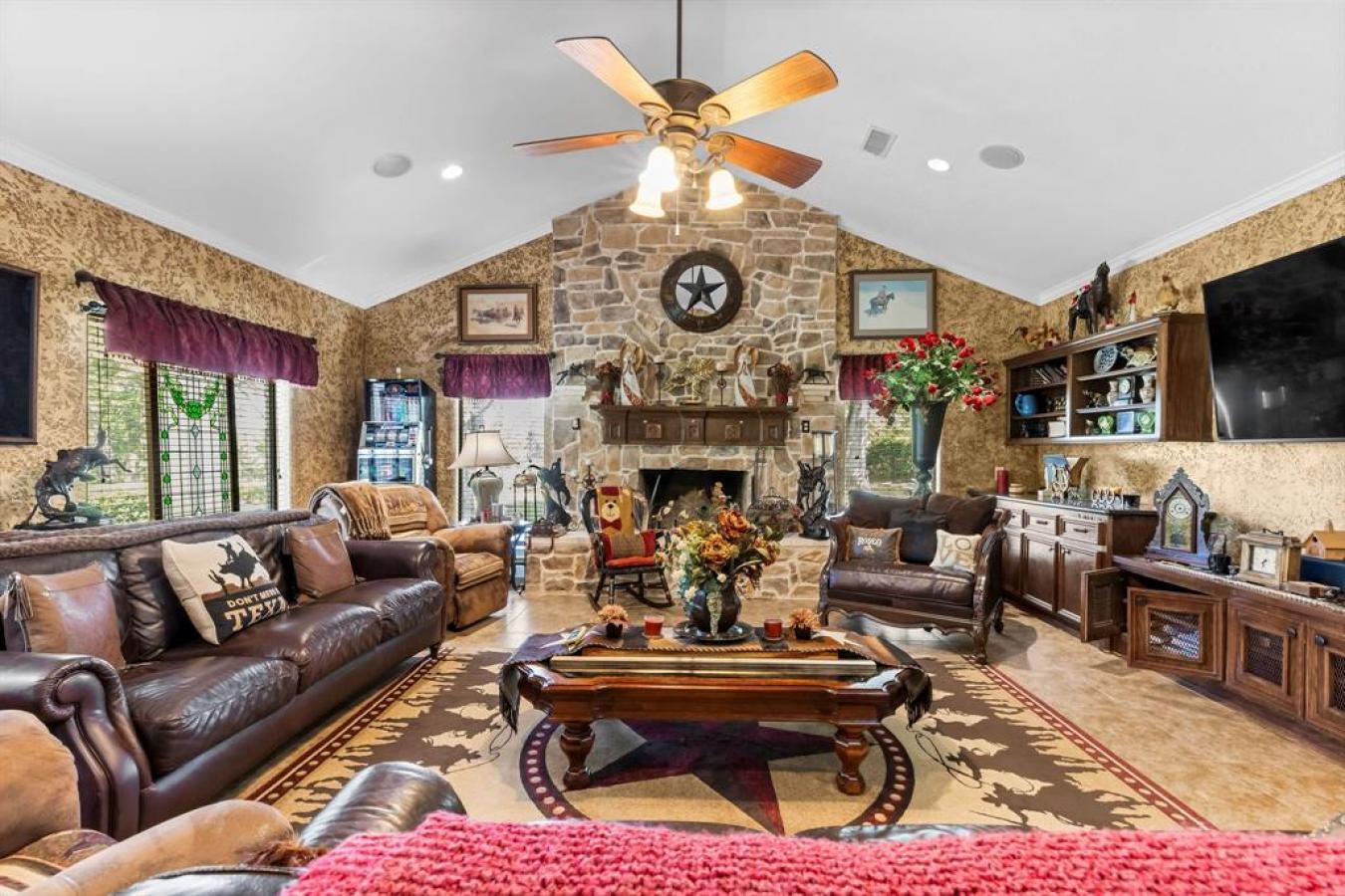 Montgomery, Texas, 77316, United States, 3 Bedrooms Bedrooms, ,2 BathroomsBathrooms,Residential,For Sale,1800994