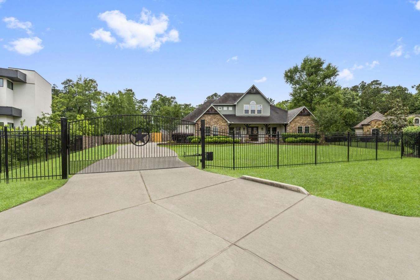 Spring, Texas, 77386, United States, 5 Bedrooms Bedrooms, ,4 BathroomsBathrooms,Residential,For Sale,1800992
