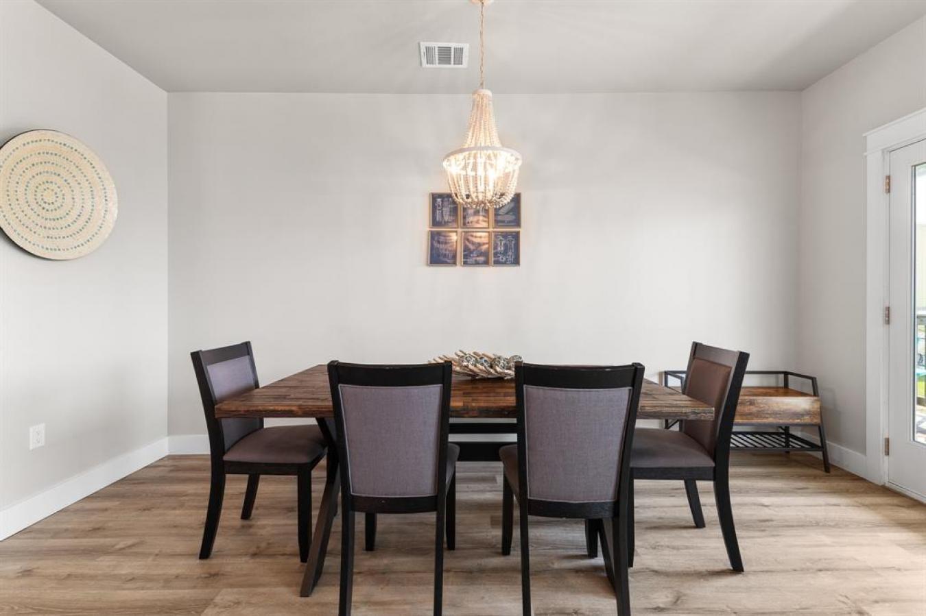 Galveston, Texas, 77554, United States, 3 Bedrooms Bedrooms, ,2 BathroomsBathrooms,Residential,For Sale,1800986