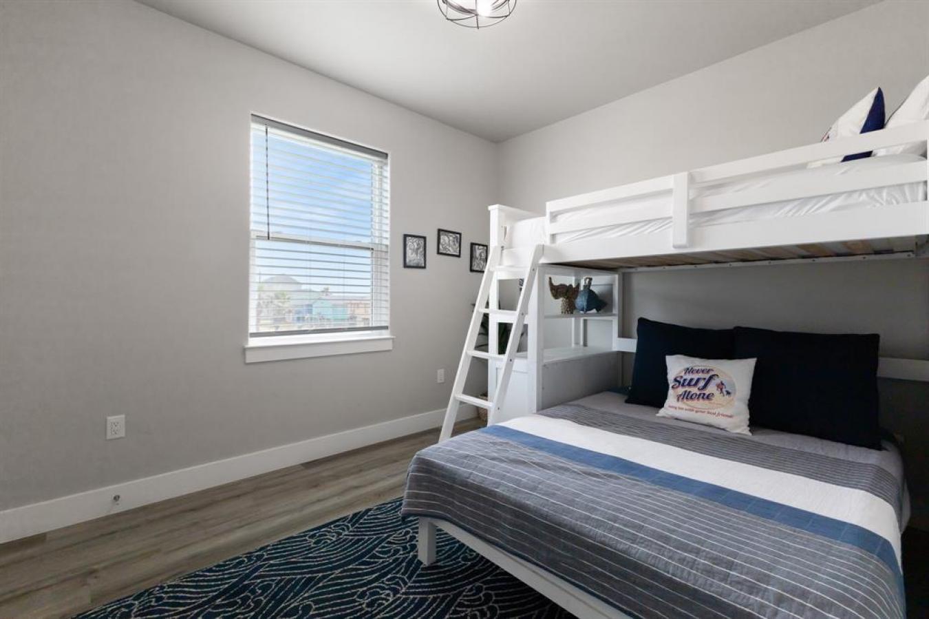 Galveston, Texas, 77554, United States, 3 Bedrooms Bedrooms, ,2 BathroomsBathrooms,Residential,For Sale,1800986