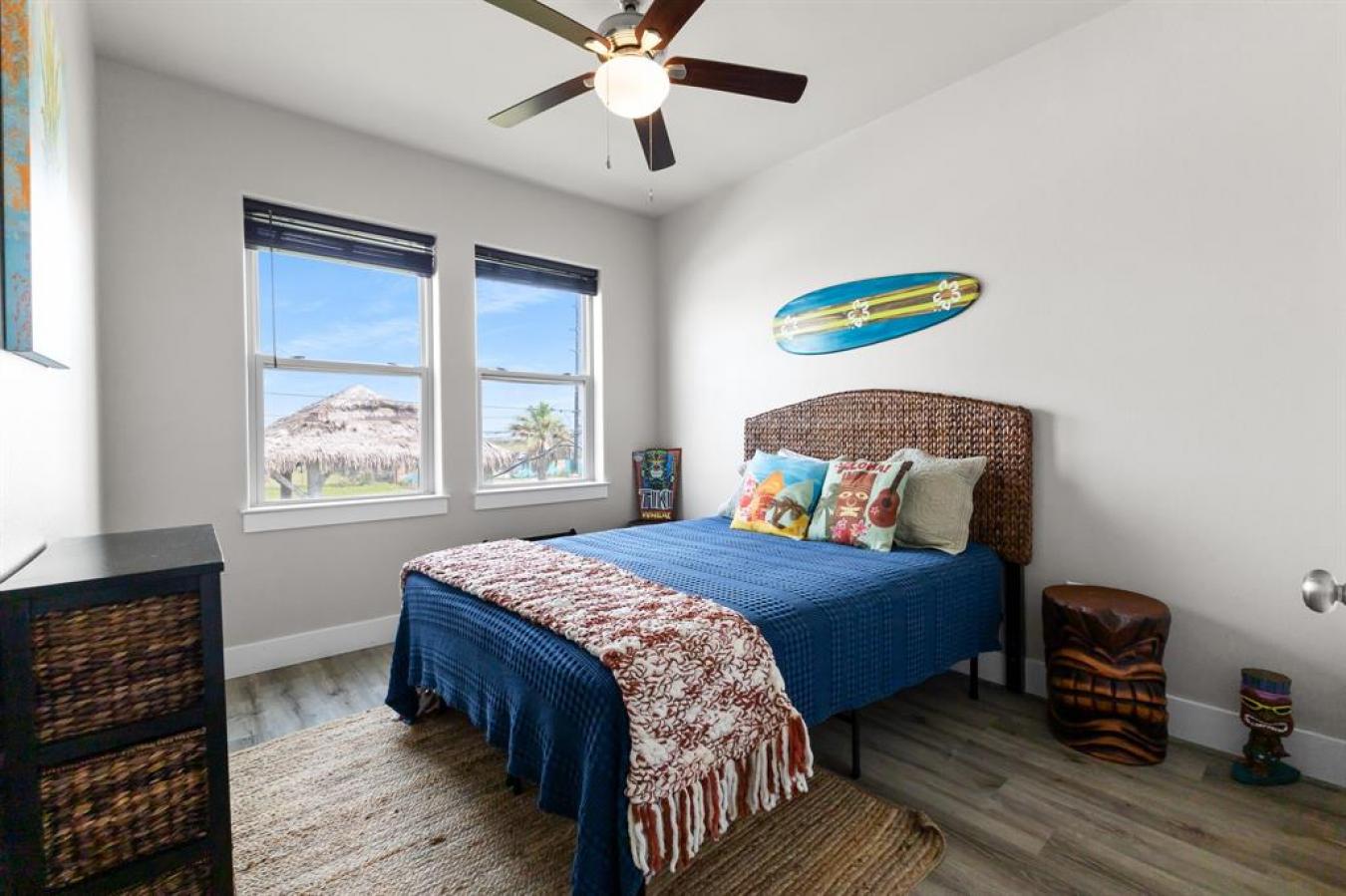 Galveston, Texas, 77554, United States, 3 Bedrooms Bedrooms, ,2 BathroomsBathrooms,Residential,For Sale,1800986