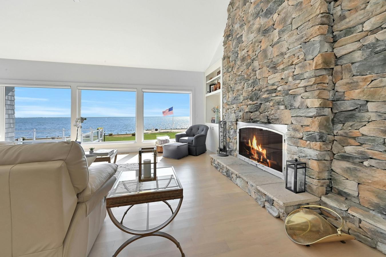 Center Moriches, New York, 11934, United States, 5 Bedrooms Bedrooms, ,4 BathroomsBathrooms,Residential,For Sale,1797194