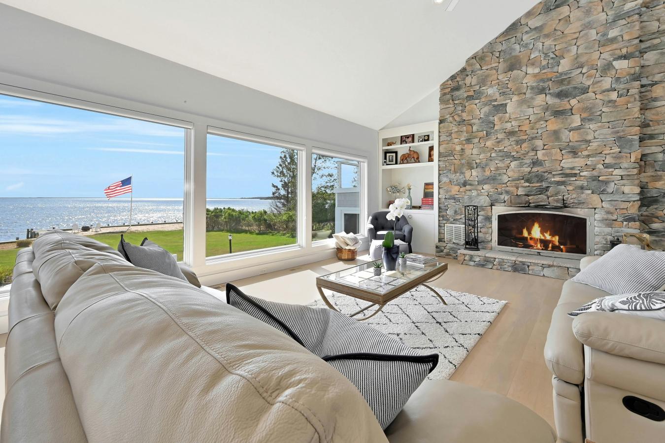 Center Moriches, New York, 11934, United States, 5 Bedrooms Bedrooms, ,4 BathroomsBathrooms,Residential,For Sale,1797194