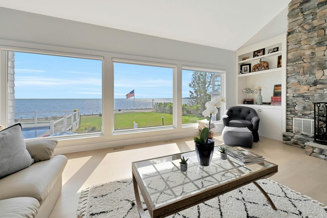 Center Moriches, New York, 11934, United States, 5 Bedrooms Bedrooms, ,4 BathroomsBathrooms,Residential,For Sale,1797194