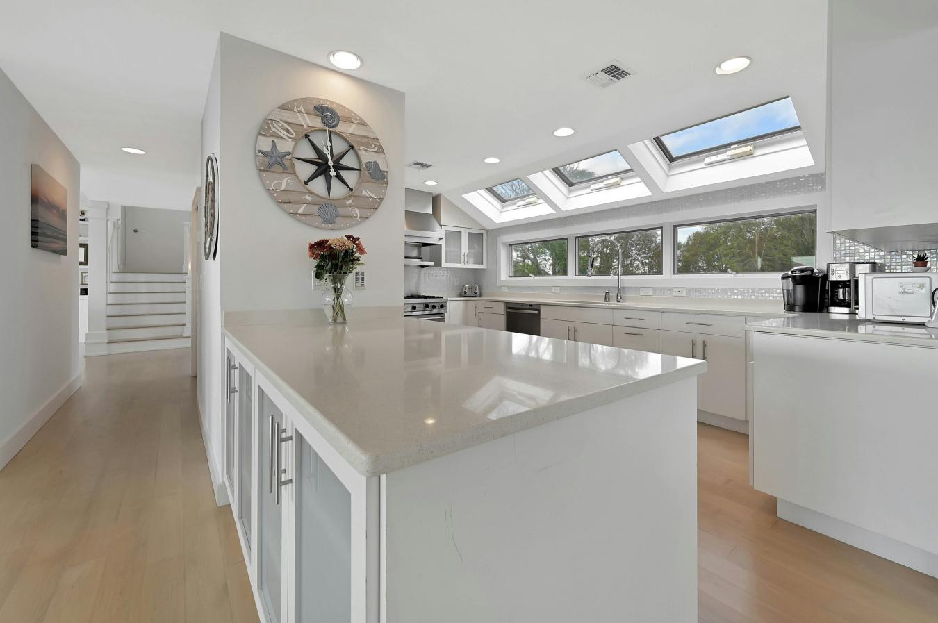 Center Moriches, New York, 11934, United States, 5 Bedrooms Bedrooms, ,4 BathroomsBathrooms,Residential,For Sale,1797194