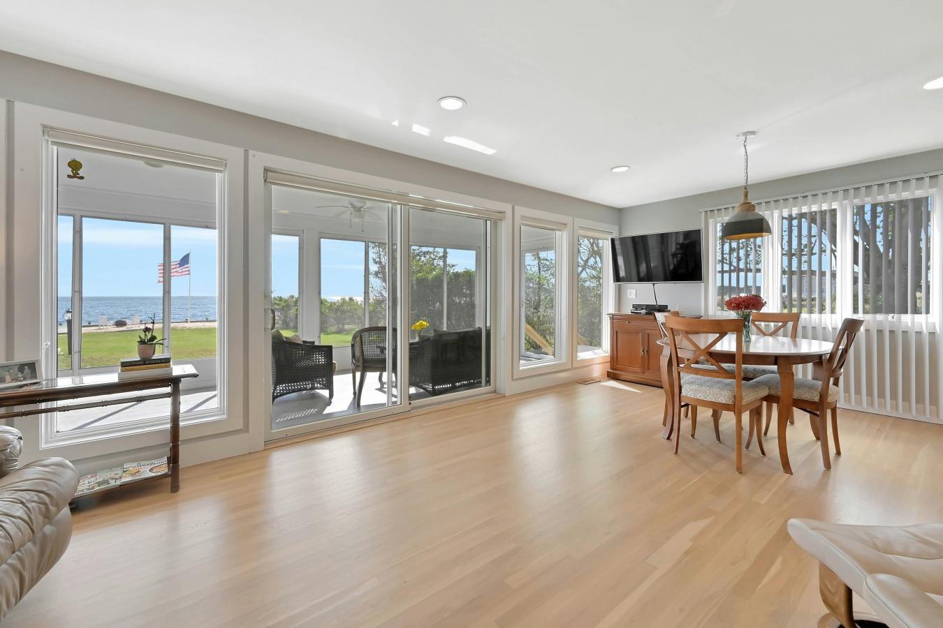 Center Moriches, New York, 11934, United States, 5 Bedrooms Bedrooms, ,4 BathroomsBathrooms,Residential,For Sale,1797194