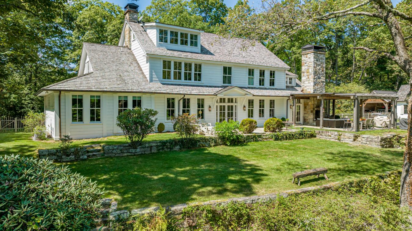 Highlands, North Carolina, 28741, United States, 6 Bedrooms Bedrooms, ,7 BathroomsBathrooms,Residential,For Sale,1797187