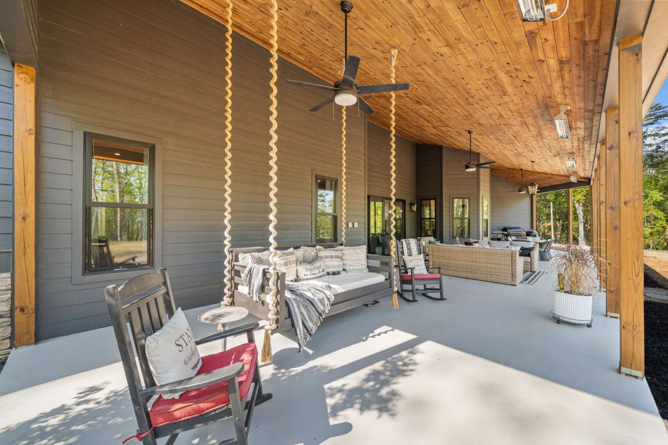 Canton, Georgia, 30114, United States, 7 Bedrooms Bedrooms, ,6 BathroomsBathrooms,Residential,For Sale,1797184