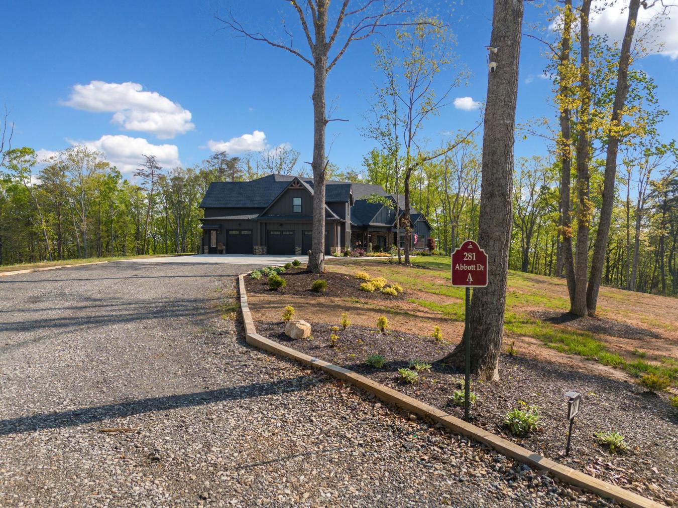 Canton, Georgia, 30114, United States, 7 Bedrooms Bedrooms, ,6 BathroomsBathrooms,Residential,For Sale,1797184