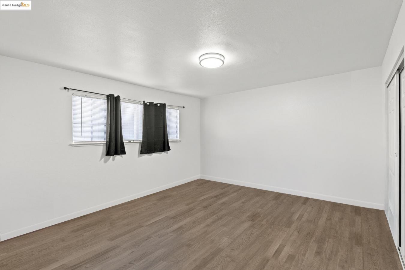 Oakland, California, 94601, United States, ,Residential,For Sale,1800968