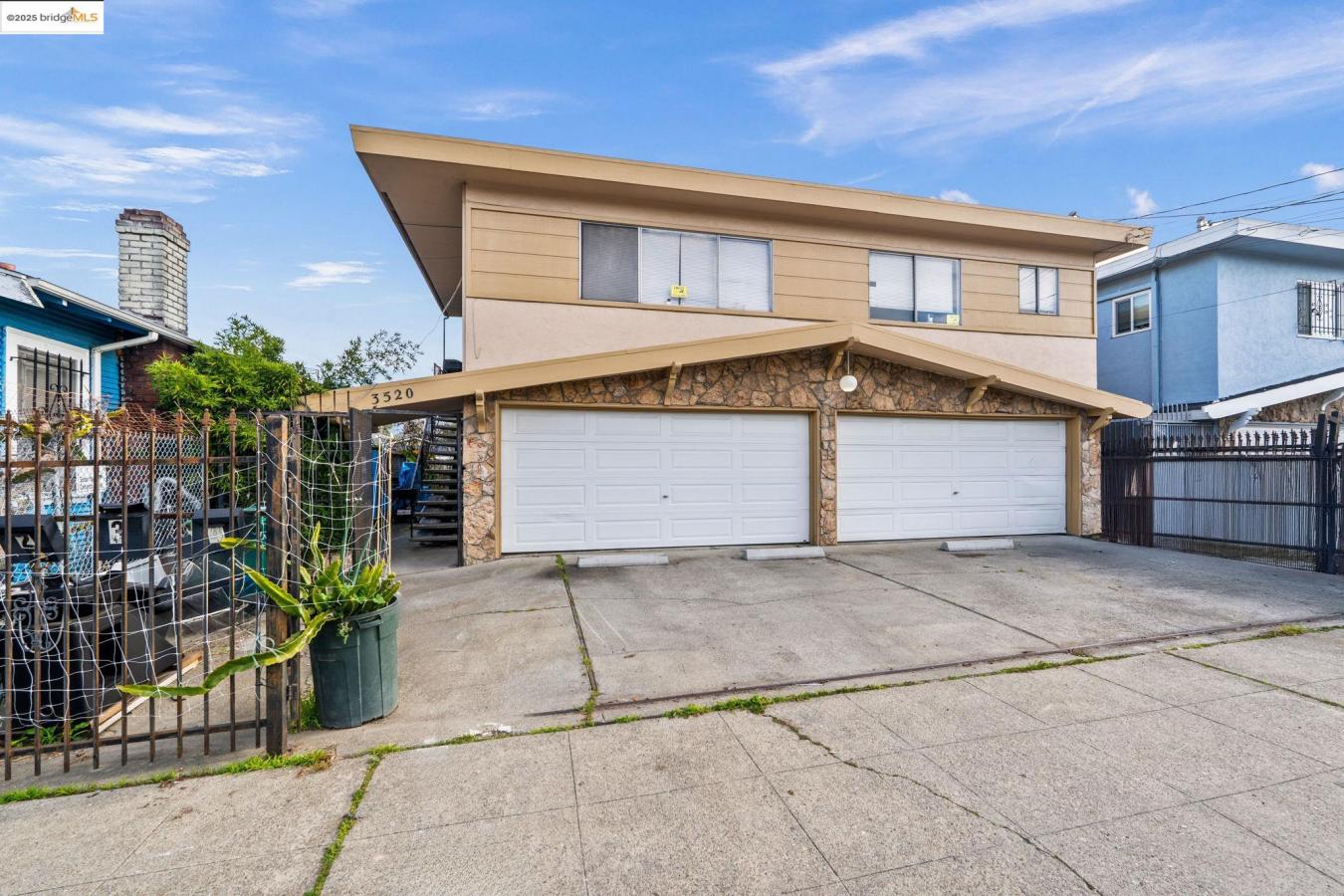 Oakland, California, 94601, United States, ,Residential,For Sale,1800968