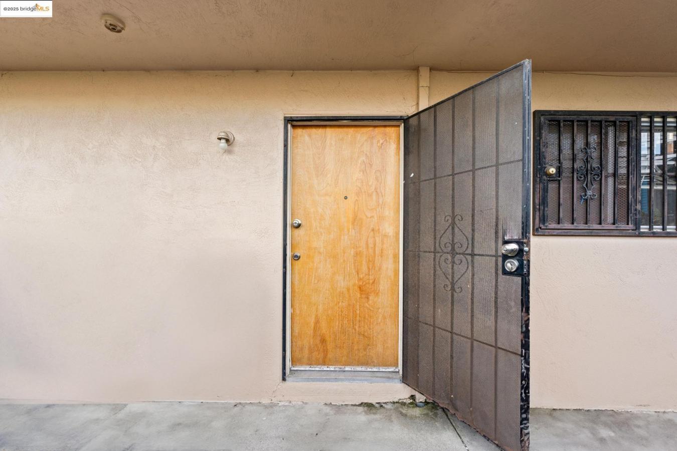 Oakland, California, 94601, United States, ,Residential,For Sale,1800968