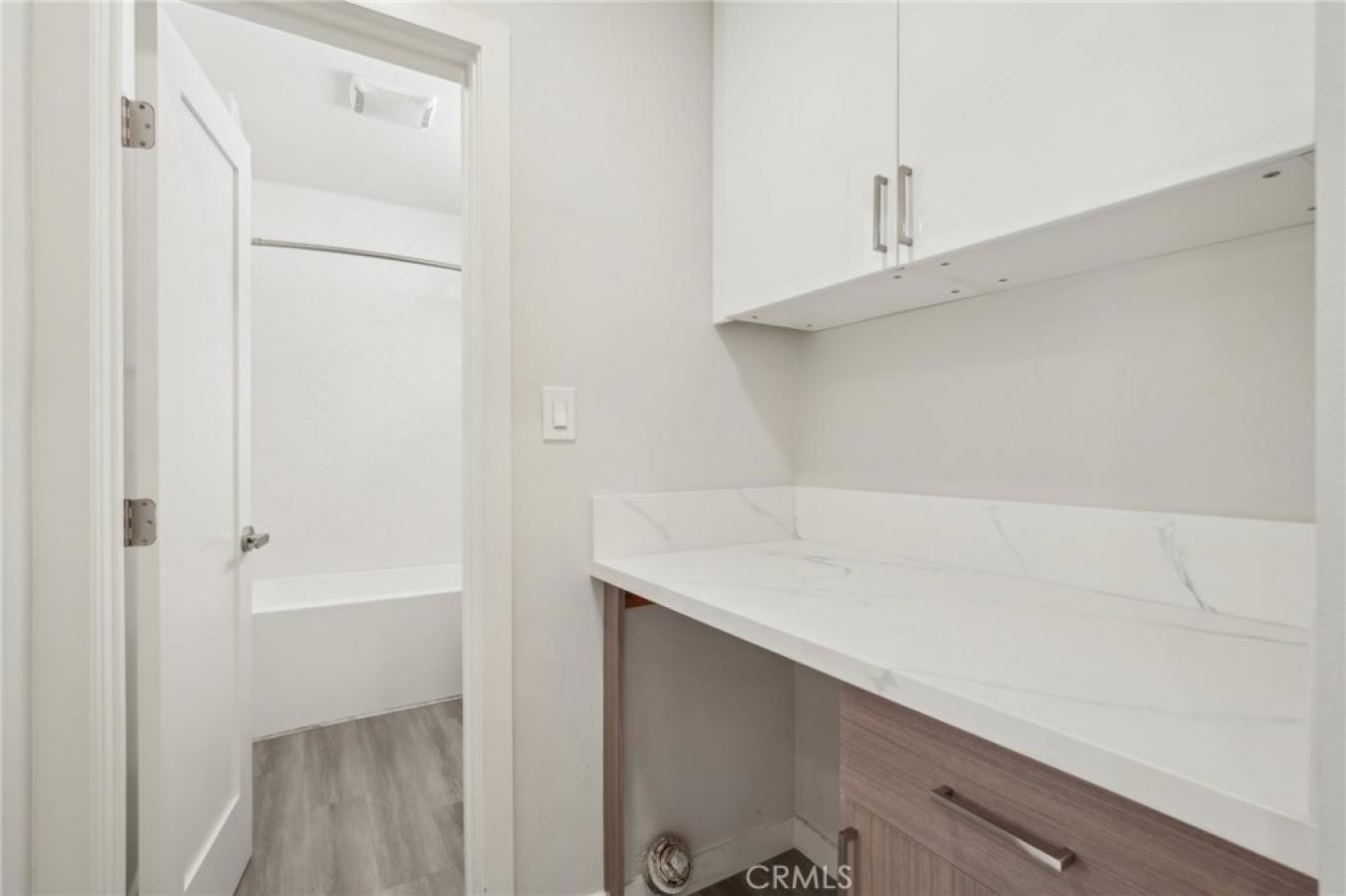 Los Angeles, California, 90066, United States, ,Residential,For Sale,1800965