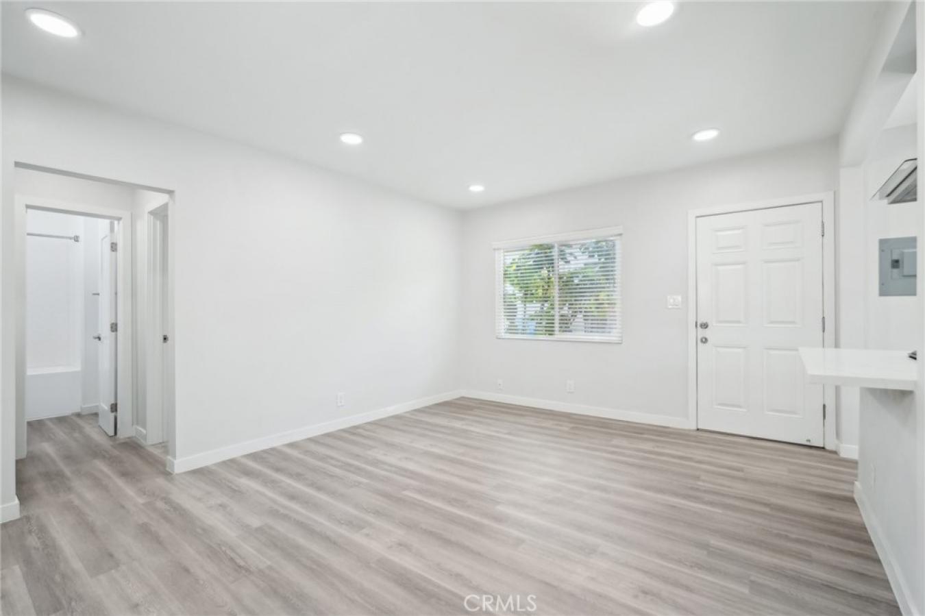 Los Angeles, California, 90066, United States, ,Residential,For Sale,1800965