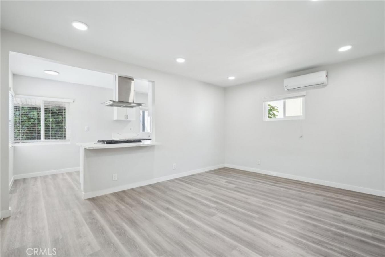 Los Angeles, California, 90066, United States, ,Residential,For Sale,1800965