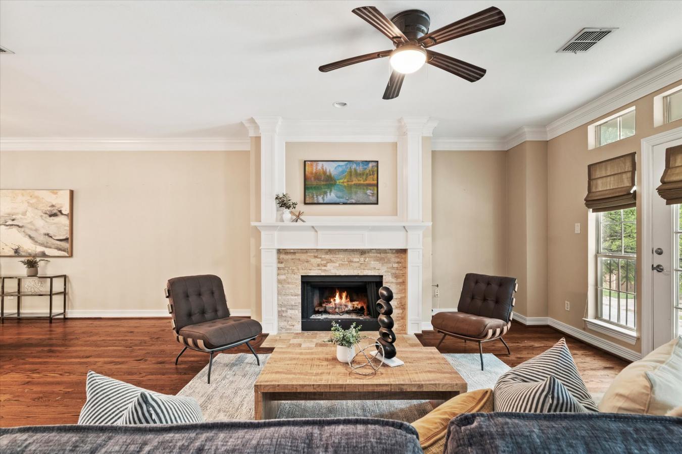 Dallas, Texas, 75219, United States, 3 Bedrooms Bedrooms, ,3 BathroomsBathrooms,Residential,For Sale,1800961