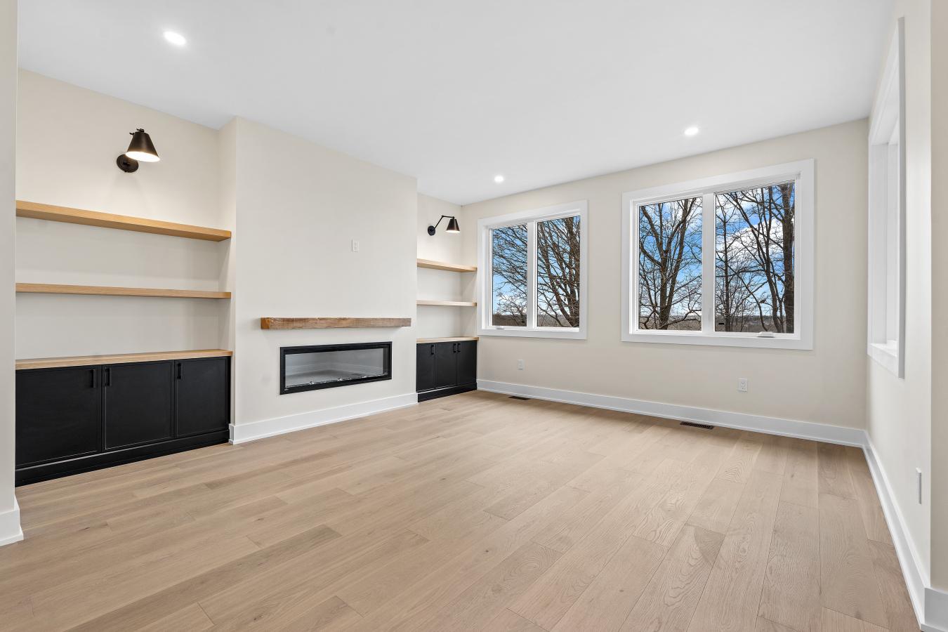 Kingston, ON, K7P 0M7, Canada, 3 Bedrooms Bedrooms, ,2 BathroomsBathrooms,Residential,For Sale,1800959