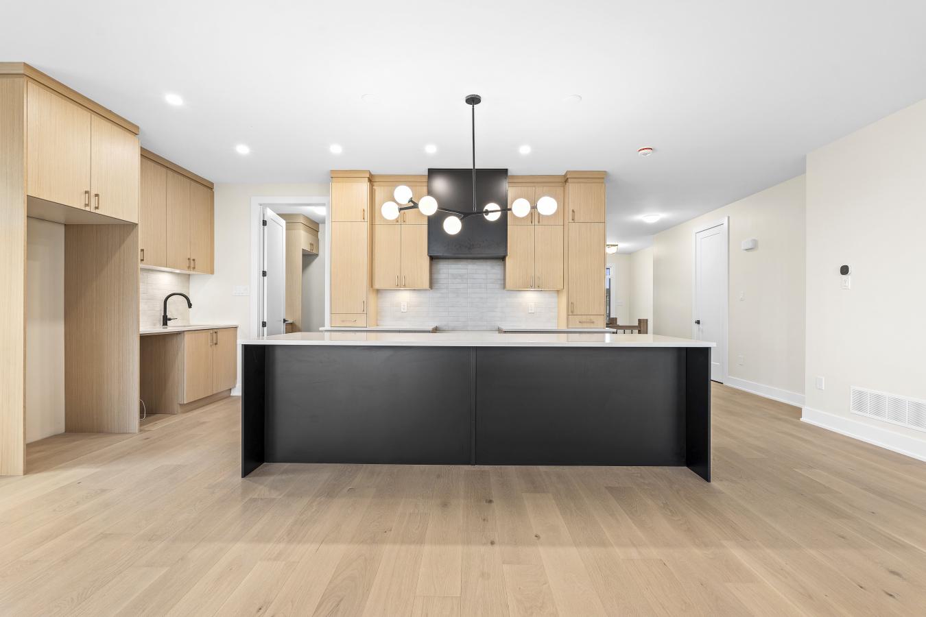 Kingston, ON, K7P 0M7, Canada, 3 Bedrooms Bedrooms, ,2 BathroomsBathrooms,Residential,For Sale,1800959