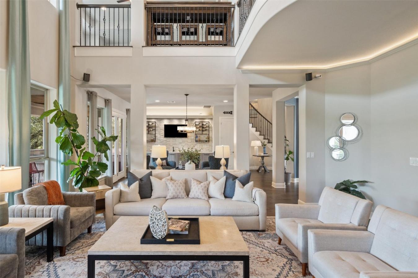 Austin, Texas, 78732, United States, 5 Bedrooms Bedrooms, ,4 BathroomsBathrooms,Residential,For Sale,1800954