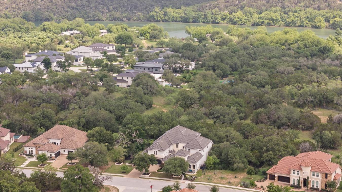 Austin, Texas, 78732, United States, 5 Bedrooms Bedrooms, ,4 BathroomsBathrooms,Residential,For Sale,1800954