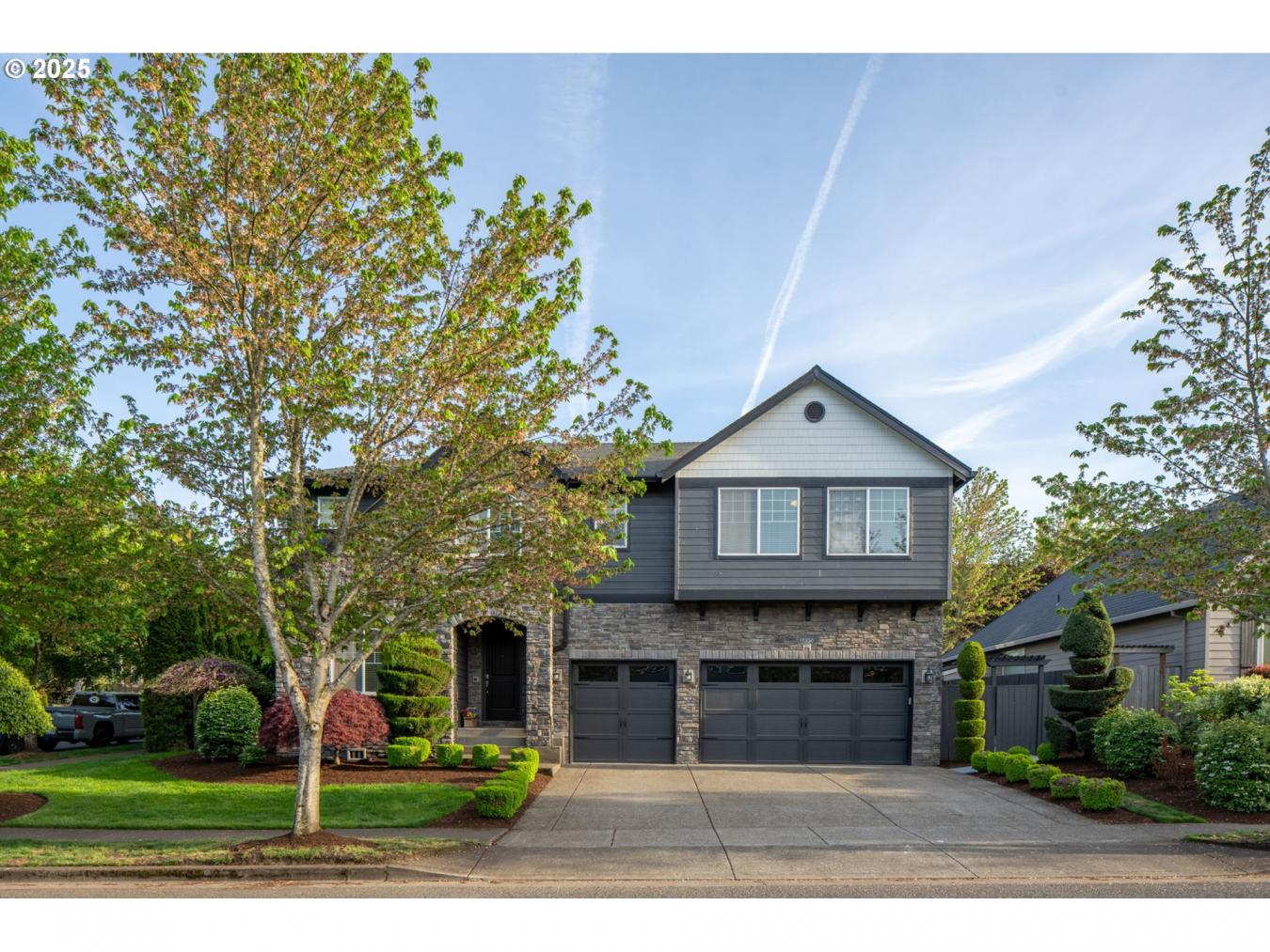 HappyValley, Oregon, 97086, United States, 5 Bedrooms Bedrooms, ,4 BathroomsBathrooms,Residential,For Sale,1808023