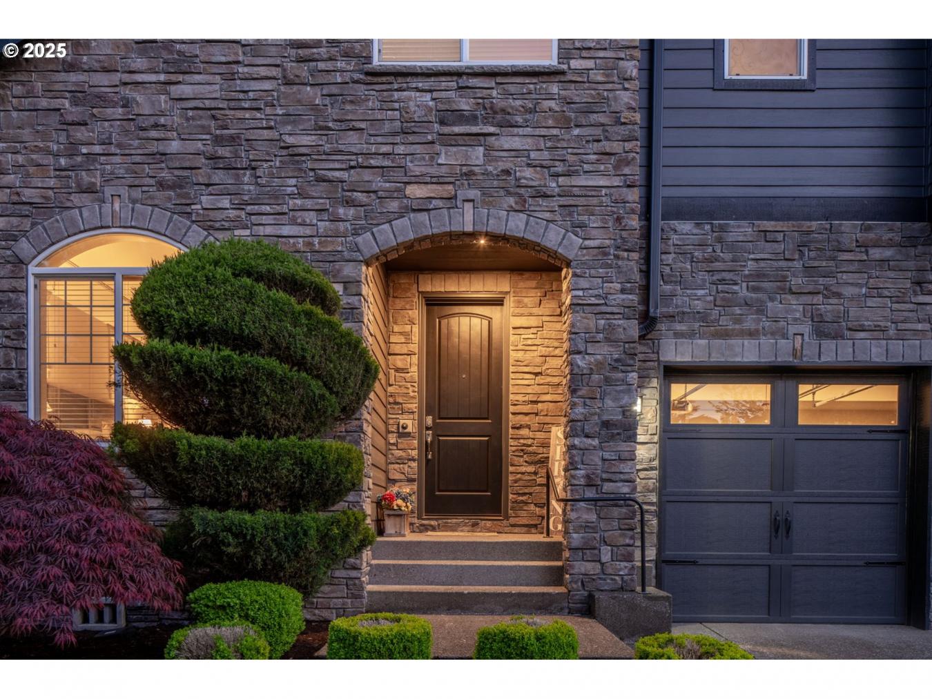 HappyValley, Oregon, 97086, United States, 5 Bedrooms Bedrooms, ,4 BathroomsBathrooms,Residential,For Sale,1808023