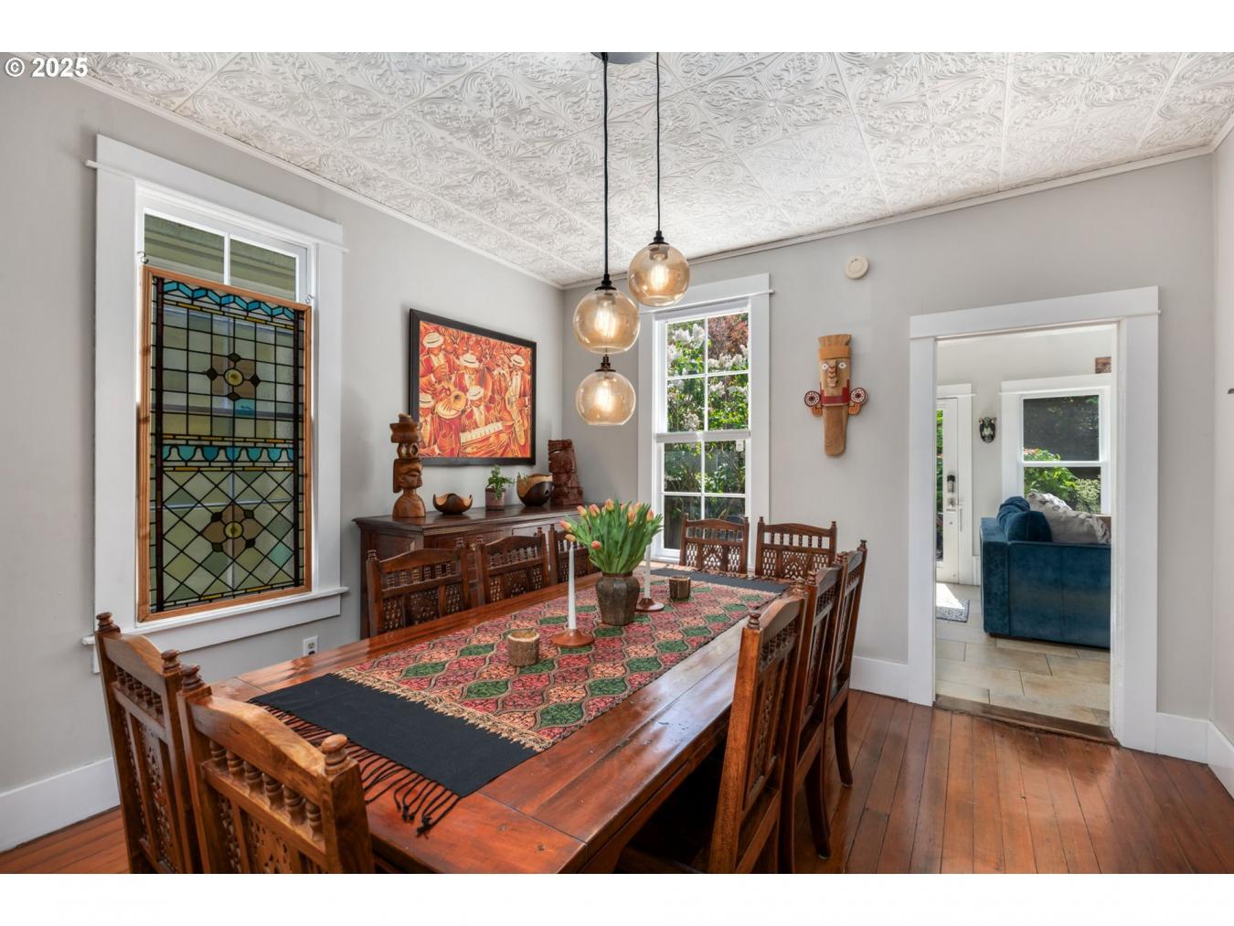 Portland, Oregon, 97201, United States, 2 Bedrooms Bedrooms, ,1 BathroomBathrooms,Residential,For Sale,1808022