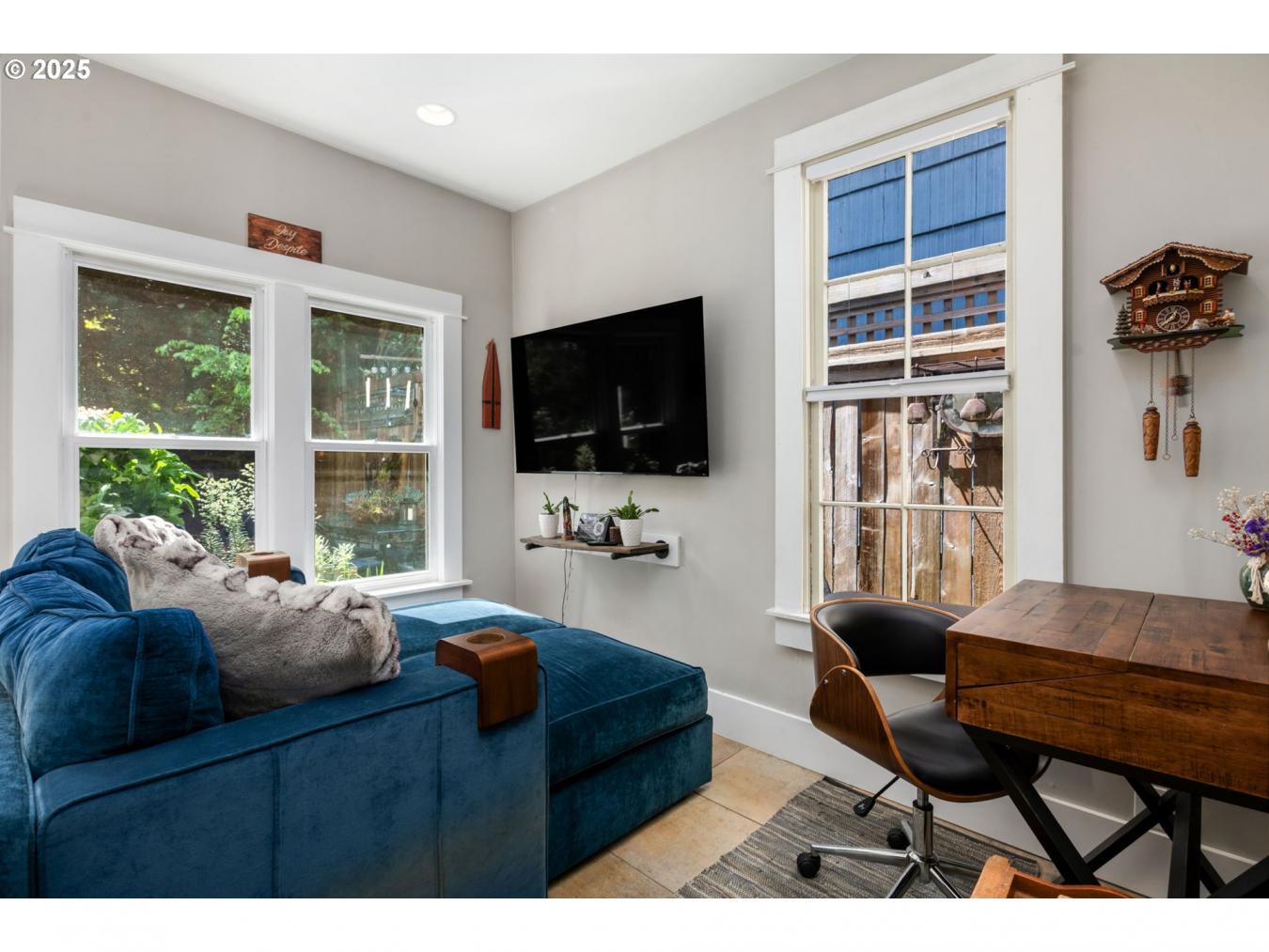 Portland, Oregon, 97201, United States, 2 Bedrooms Bedrooms, ,1 BathroomBathrooms,Residential,For Sale,1808022