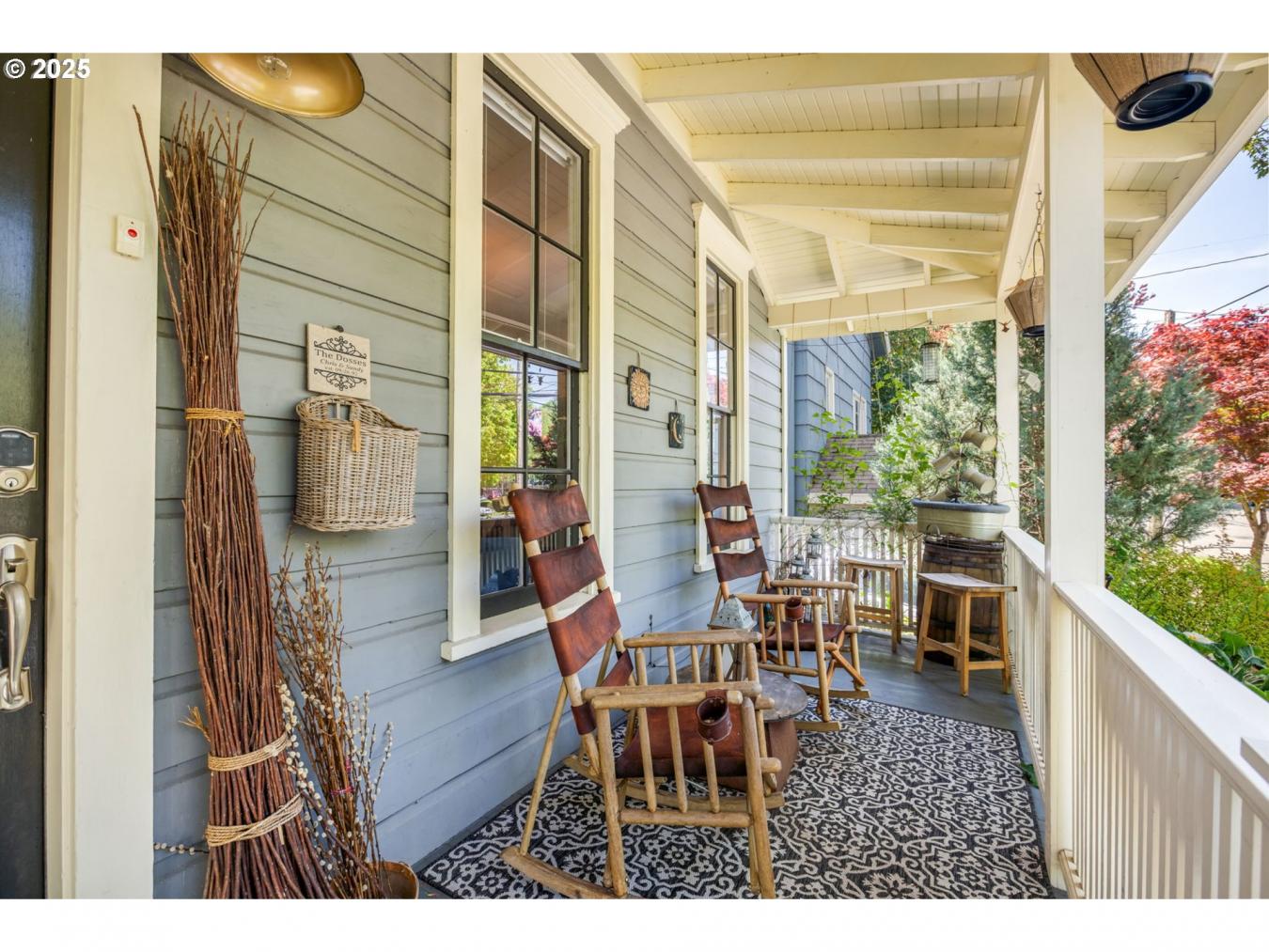 Portland, Oregon, 97201, United States, 2 Bedrooms Bedrooms, ,1 BathroomBathrooms,Residential,For Sale,1808022
