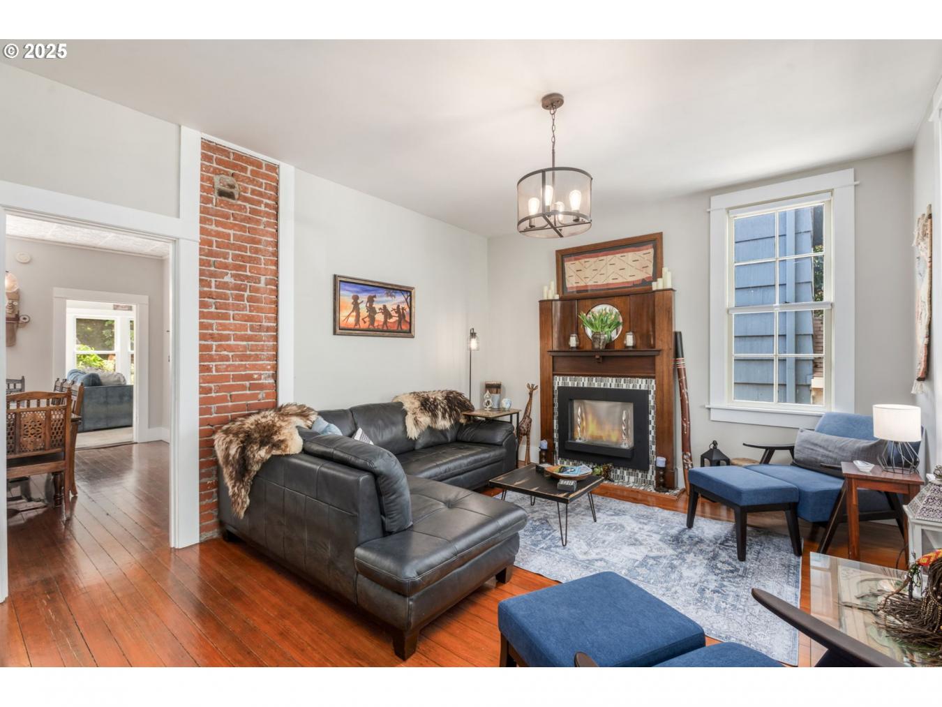Portland, Oregon, 97201, United States, 2 Bedrooms Bedrooms, ,1 BathroomBathrooms,Residential,For Sale,1808022