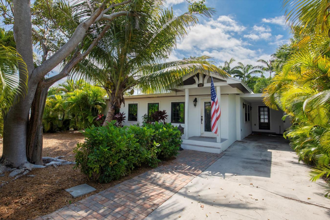 Key West, Florida, 33040, United States, 3 Bedrooms Bedrooms, ,2 BathroomsBathrooms,Residential,For Sale,1797175