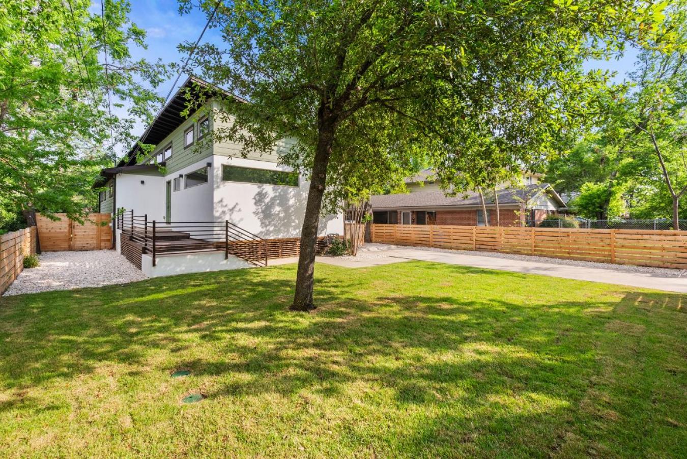 Austin, Texas, 78756, United States, 3 Bedrooms Bedrooms, ,3 BathroomsBathrooms,Residential,For Sale,1808019