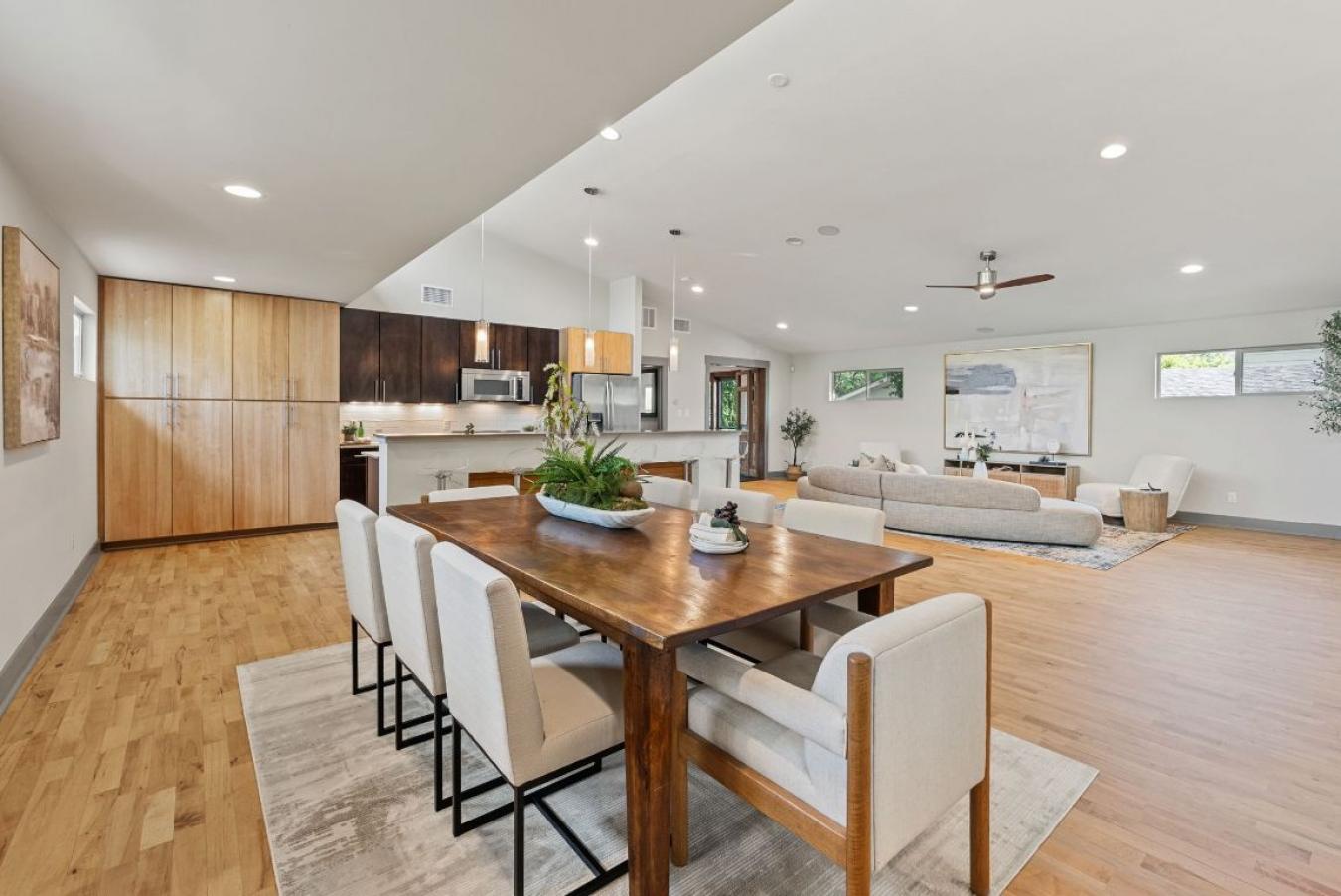 Austin, Texas, 78756, United States, 3 Bedrooms Bedrooms, ,3 BathroomsBathrooms,Residential,For Sale,1808019