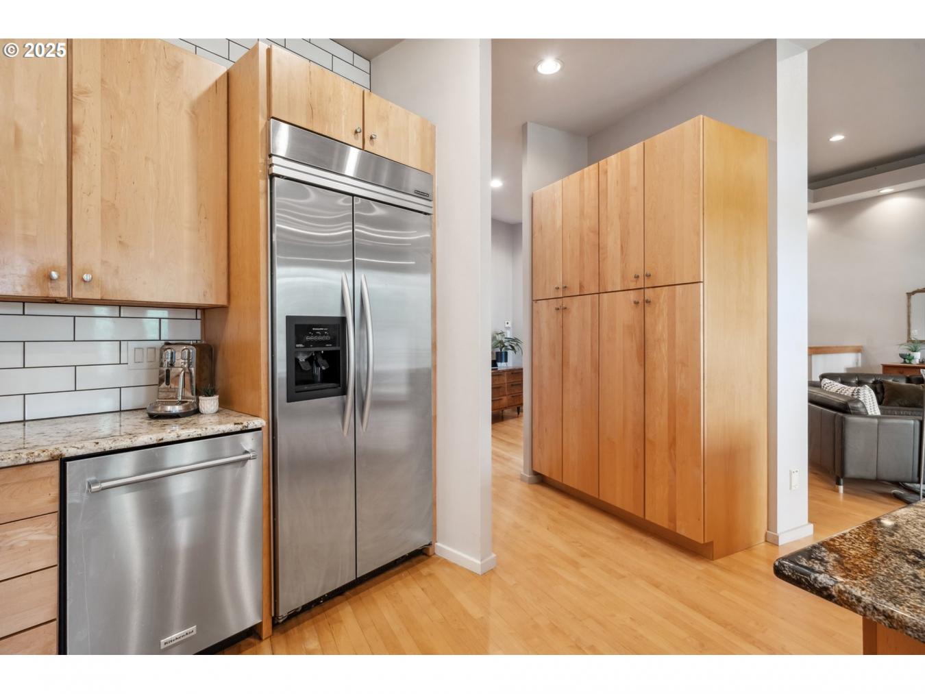 Camas, Washington, 98607, United States, 5 Bedrooms Bedrooms, ,3 BathroomsBathrooms,Residential,For Sale,1808018