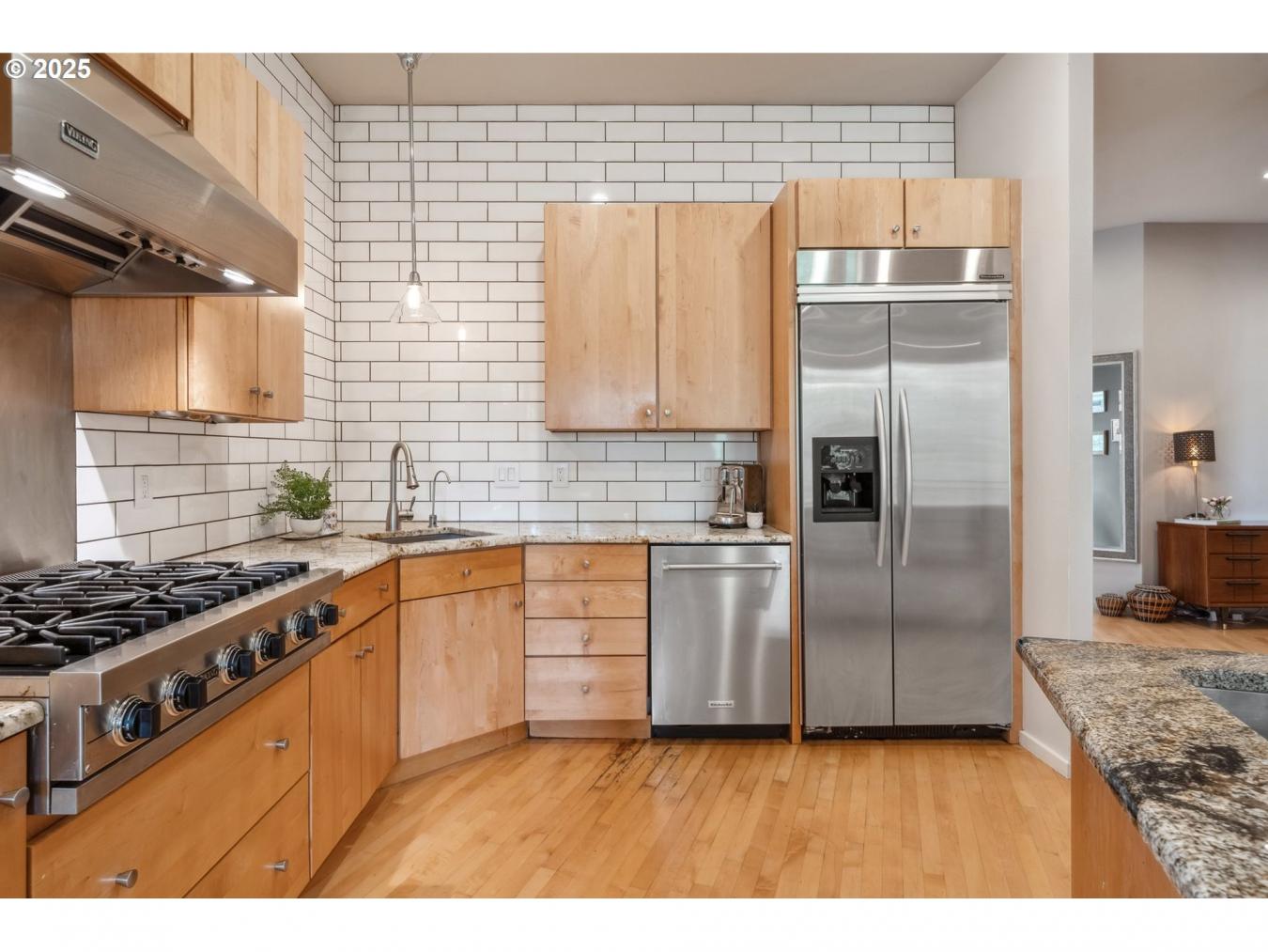 Camas, Washington, 98607, United States, 5 Bedrooms Bedrooms, ,3 BathroomsBathrooms,Residential,For Sale,1808018