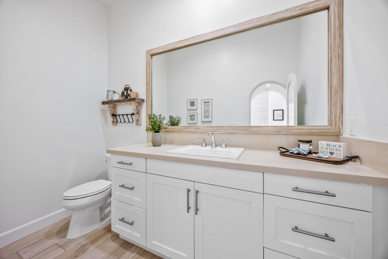 San Clemente, California, 92672, United States, 4 Bedrooms Bedrooms, ,5 BathroomsBathrooms,Residential,For Sale,1920201