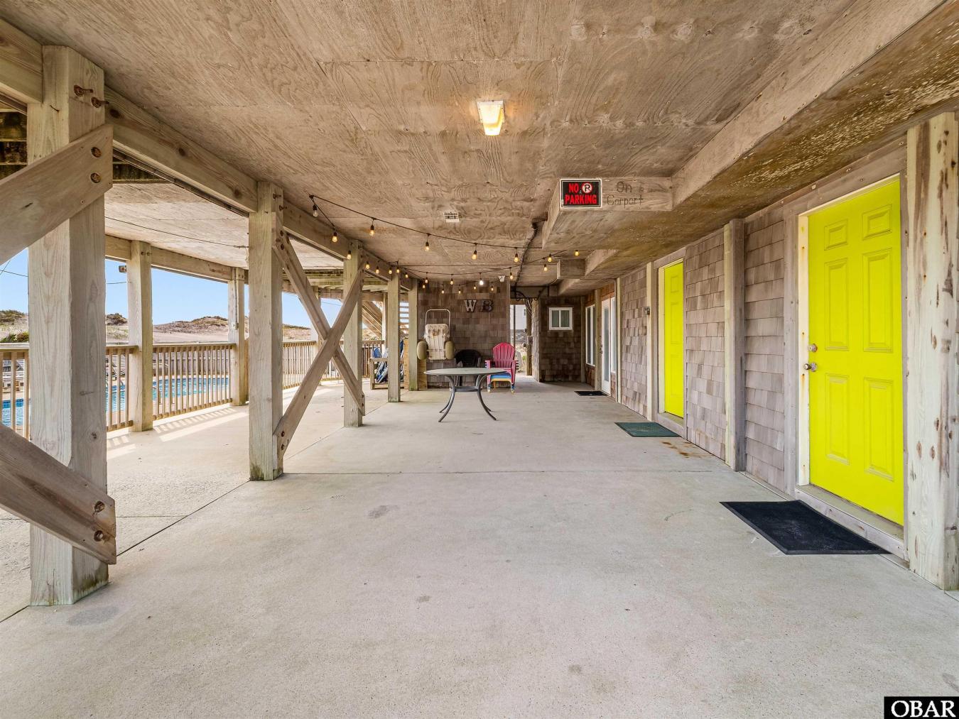 Corolla, North Carolina, 27927, United States, 5 Bedrooms Bedrooms, ,4 BathroomsBathrooms,Residential,For Sale,1808003