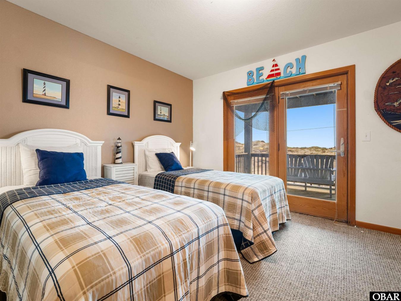 Corolla, North Carolina, 27927, United States, 5 Bedrooms Bedrooms, ,4 BathroomsBathrooms,Residential,For Sale,1808003