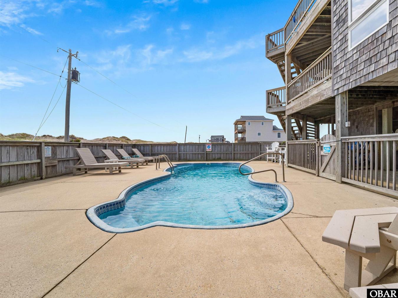 Corolla, North Carolina, 27927, United States, 5 Bedrooms Bedrooms, ,4 BathroomsBathrooms,Residential,For Sale,1808003