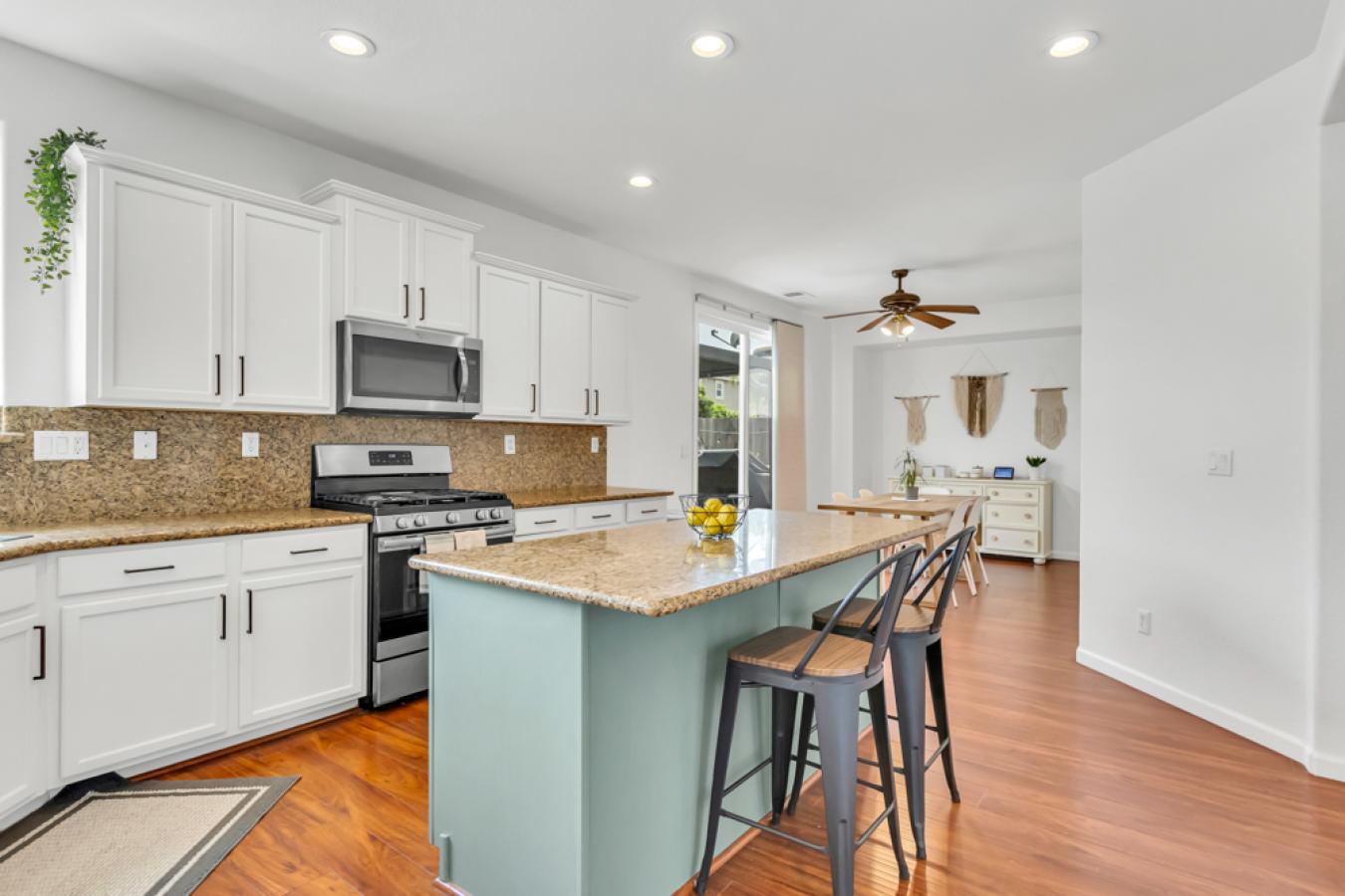 Elk Grove, California, 95757, United States, 5 Bedrooms Bedrooms, ,2 BathroomsBathrooms,Residential,For Sale,1808002