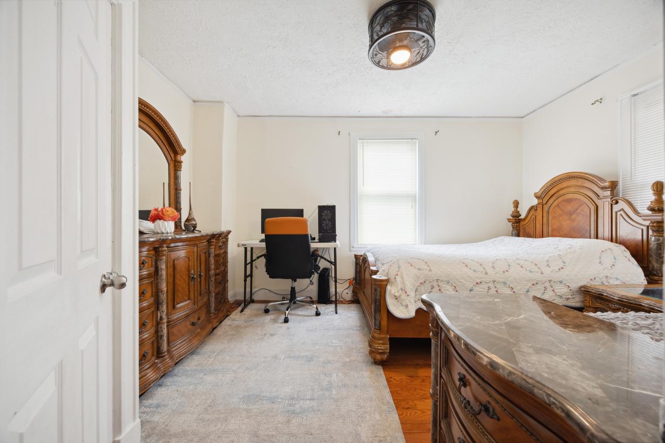 Staten Island, New York, 10301, United States, 5 Bedrooms Bedrooms, ,2 BathroomsBathrooms,Residential,For Sale,1807998