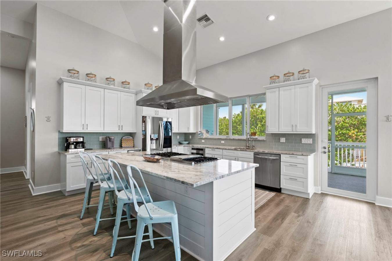 Upper Captiva, Florida, 33924, United States, 3 Bedrooms Bedrooms, ,3 BathroomsBathrooms,Residential,For Sale,1807997