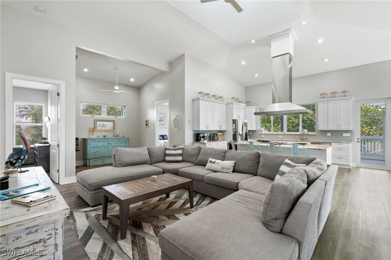 Upper Captiva, Florida, 33924, United States, 3 Bedrooms Bedrooms, ,3 BathroomsBathrooms,Residential,For Sale,1807997