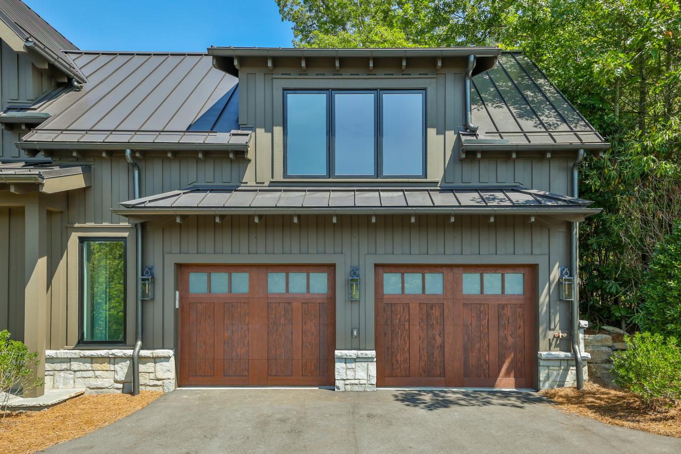 Highlands, North Carolina, 28741, United States, 5 Bedrooms Bedrooms, ,5 BathroomsBathrooms,Residential,For Sale,1800944