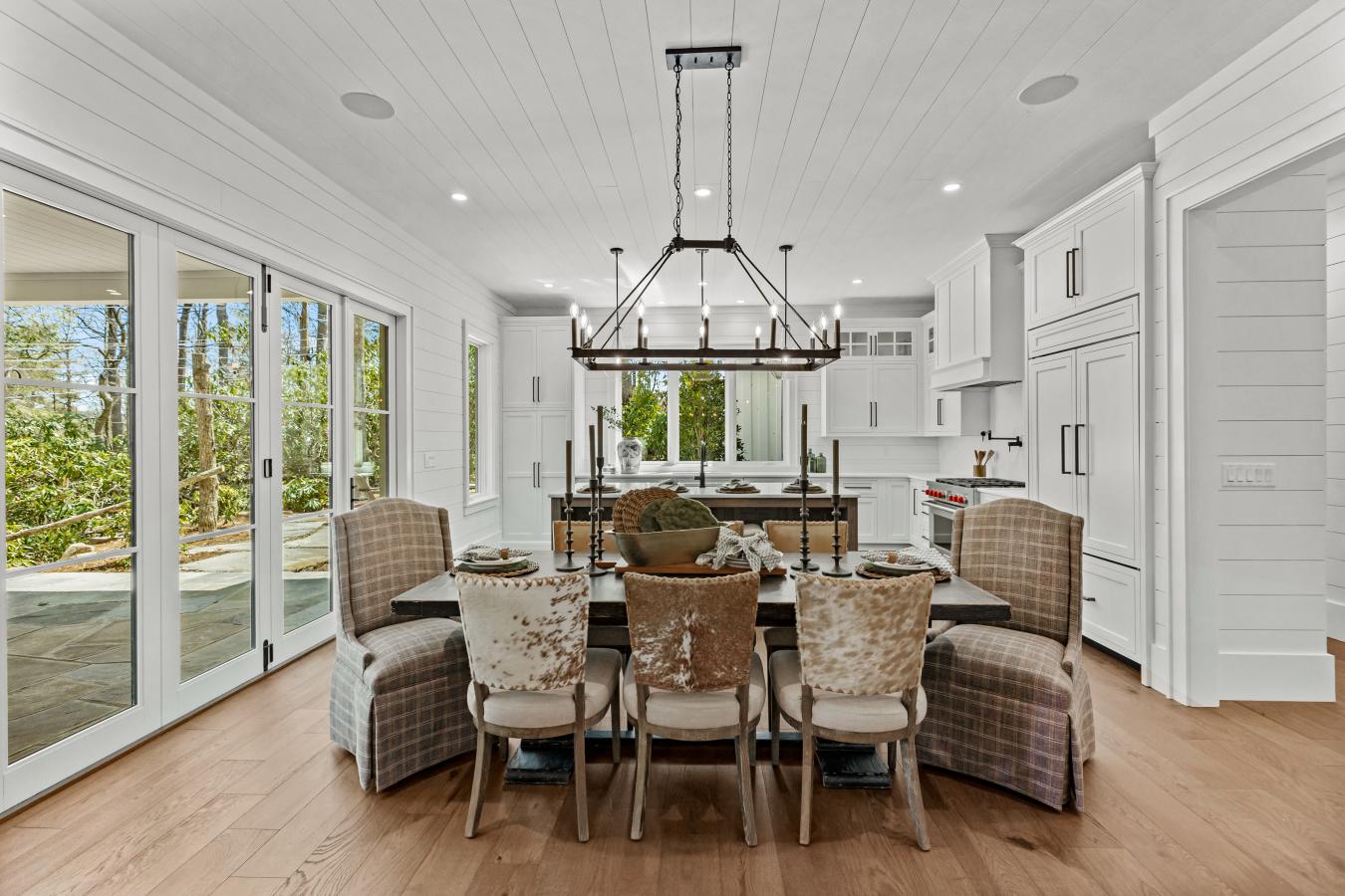 Highlands, North Carolina, 28741, United States, 5 Bedrooms Bedrooms, ,5 BathroomsBathrooms,Residential,For Sale,1800944